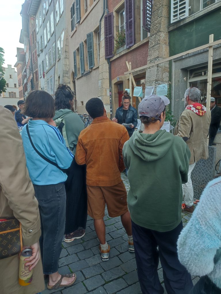 Marinka Limat présente et lit son texte.